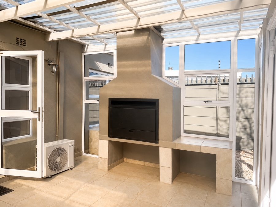 To Let 2 Bedroom Property for Rent in Blouberg Sands Western Cape